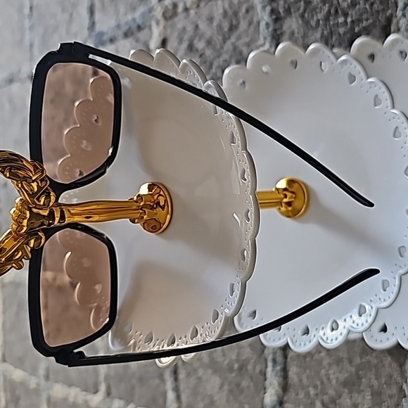 Women's Fashion Square Oversized Chic Sunglasses - Picture 4 of 7